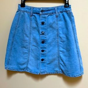 Size 2 button up denim skirt. By Mossimo.